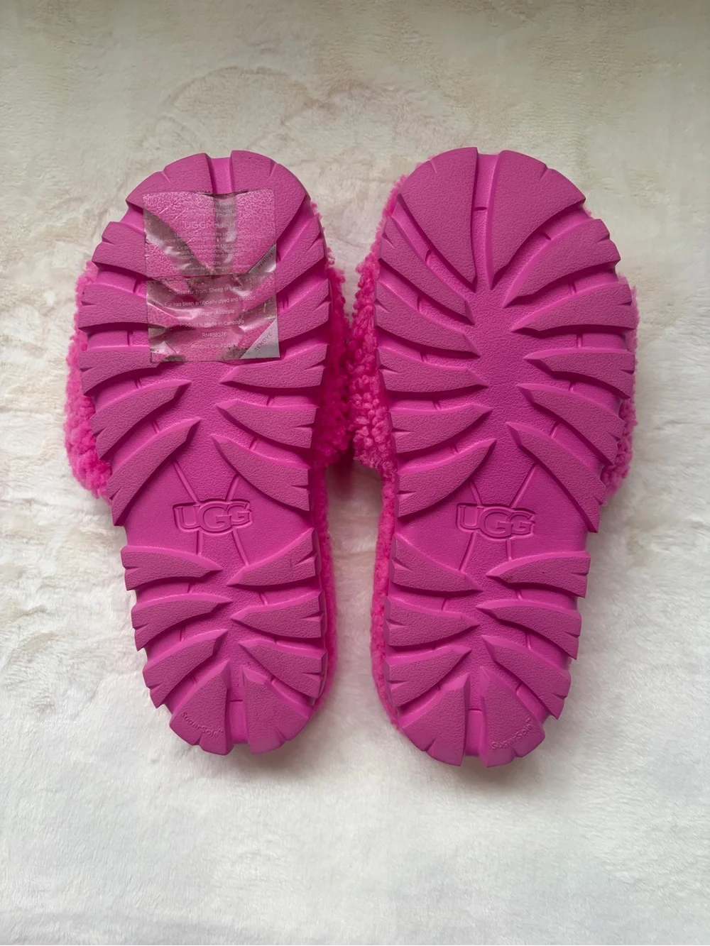 UGG Women's Sherpa Slide Slippers - Bright Pink - Picture 6 of 8